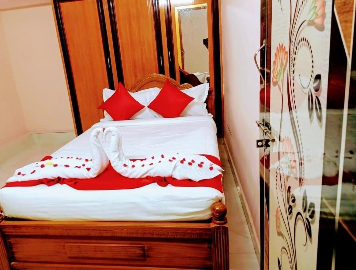 Garuda Grand Tirupati Exterior foto